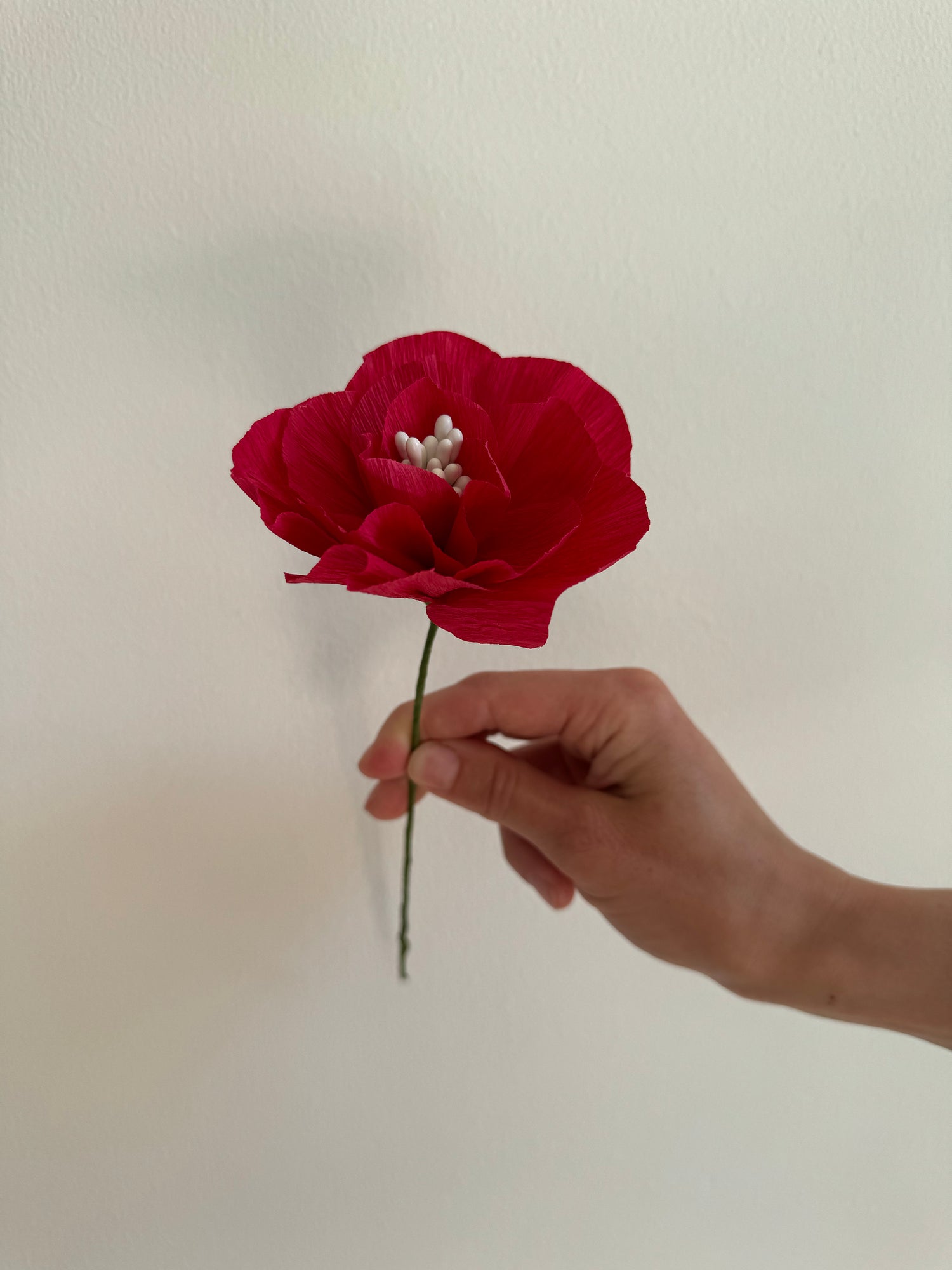 Röd pappersblomma - Handgjord